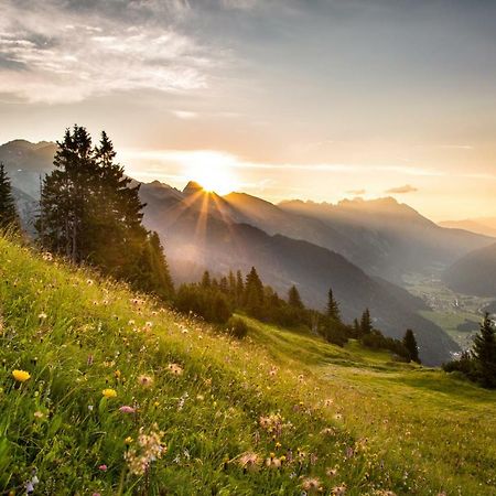 Rosa Canina Superior Sankt Anton am Arlberg Buitenkant foto
