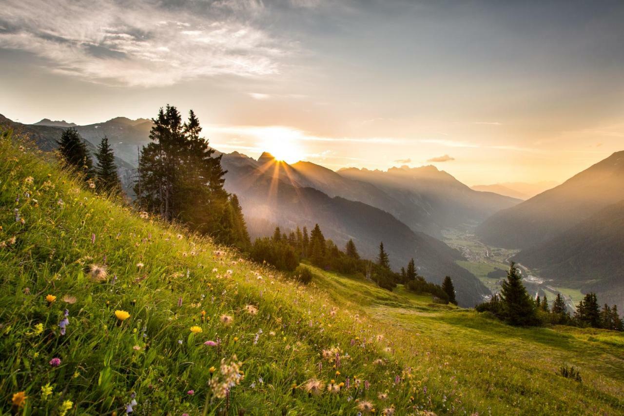 Rosa Canina Superior Sankt Anton am Arlberg Buitenkant foto